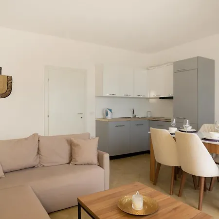 Debina By Tok شقة