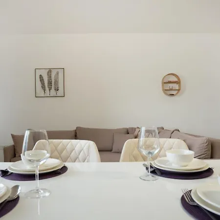Debina By Tok Apartament Durrës