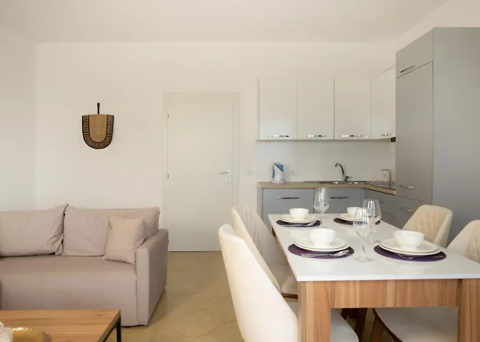 Debina By Tok Appartement *